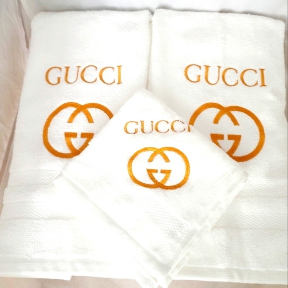 4pc Luxurious Style Embroidered Towel Set - Picture 1 of 4
